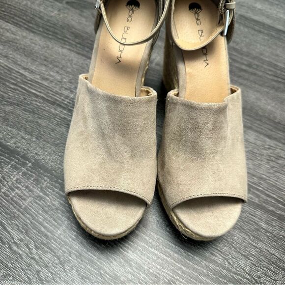 Big Buddha size 9.5 sandals - Picture 3 of 4